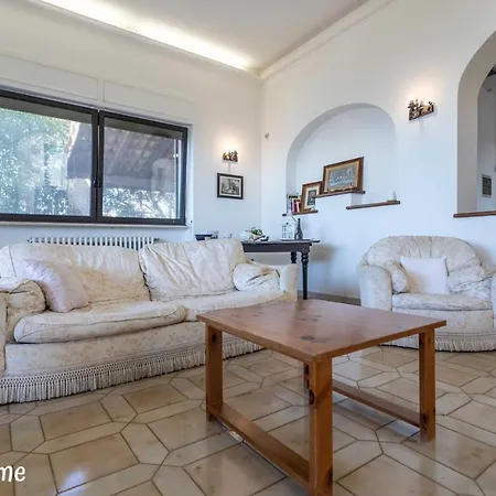 Emma's Fronte Mare Con Piscina - Apulia Διαμέρισμα