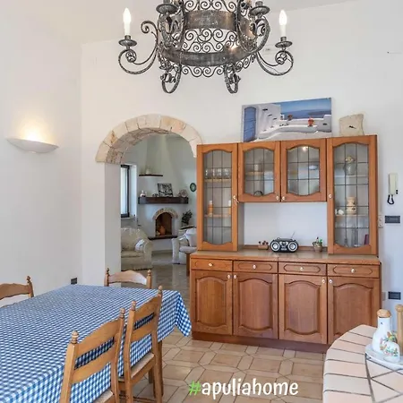 Emma's Fronte Mare Con Piscina - Apulia Apartament