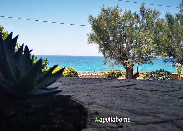 Emma's Fronte Mare Con Piscina - Apulia Daire *